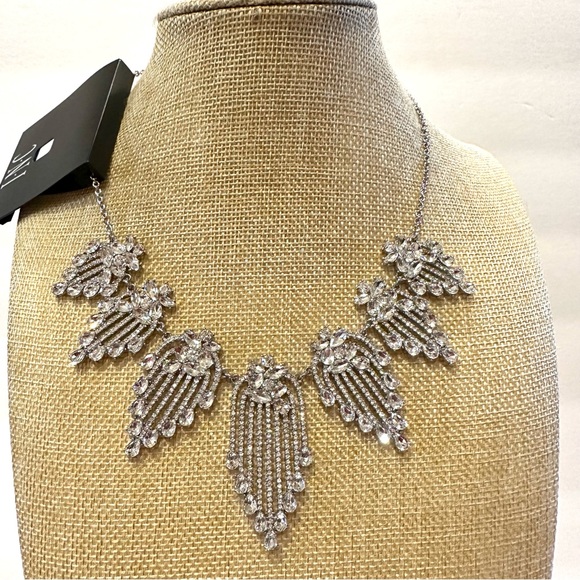 NWT INC Statement Necklace WOW - 7 clusters clear rhinestones & crystals, silver - Picture 5 of 14